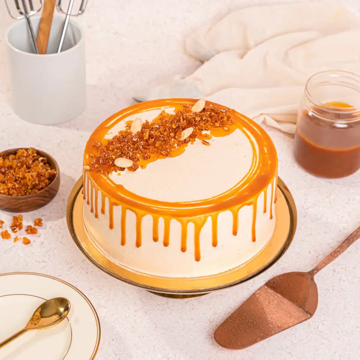 Caramel Cake Falettis Hotel - Pak Gifts Store