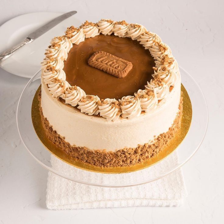 Lotus Biscoff Cake Avari Hotel - Pak Gifts Store